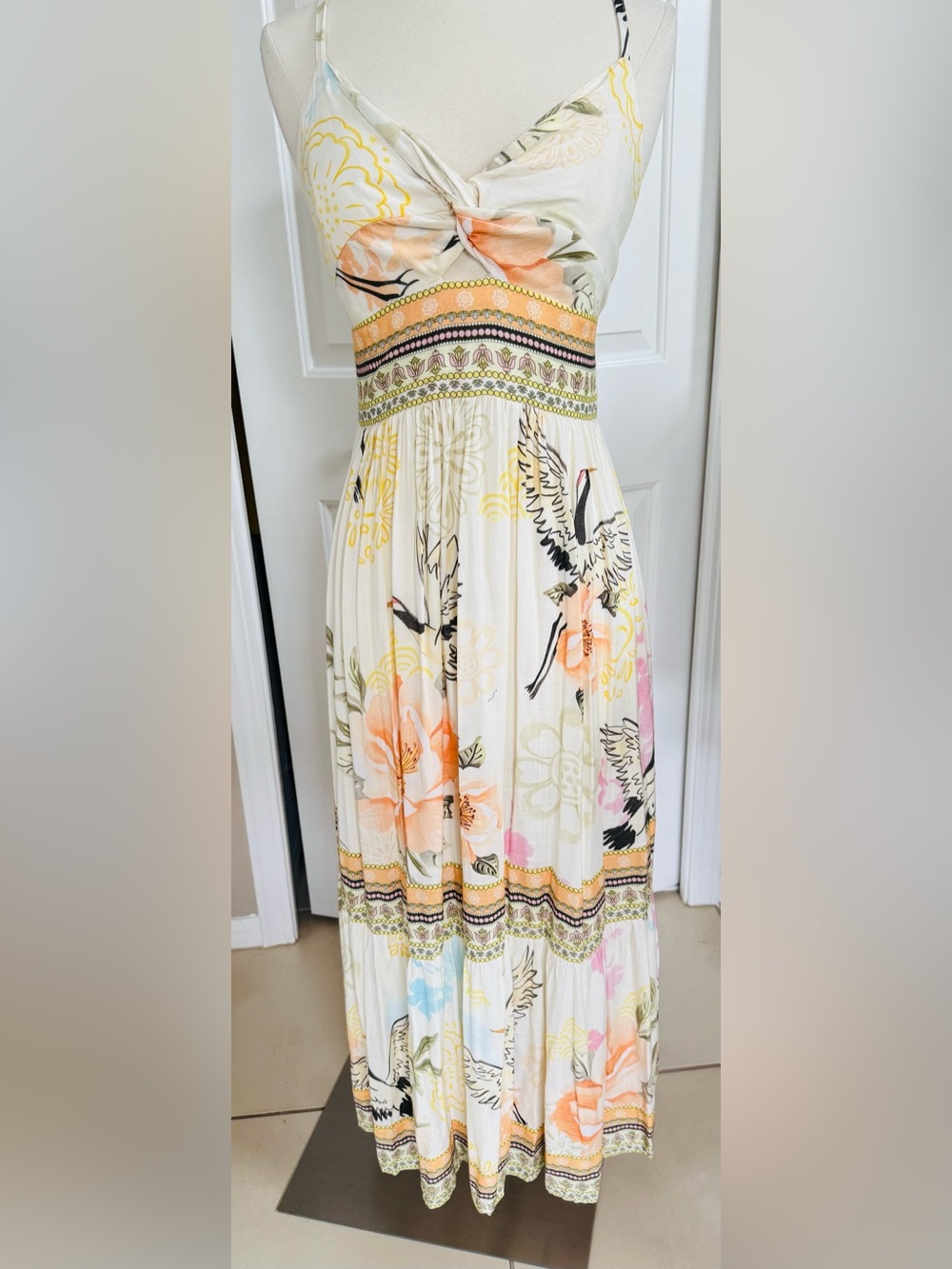 Z&L made with live gorgeous White Floral & Crane Print Maxi Dress - S